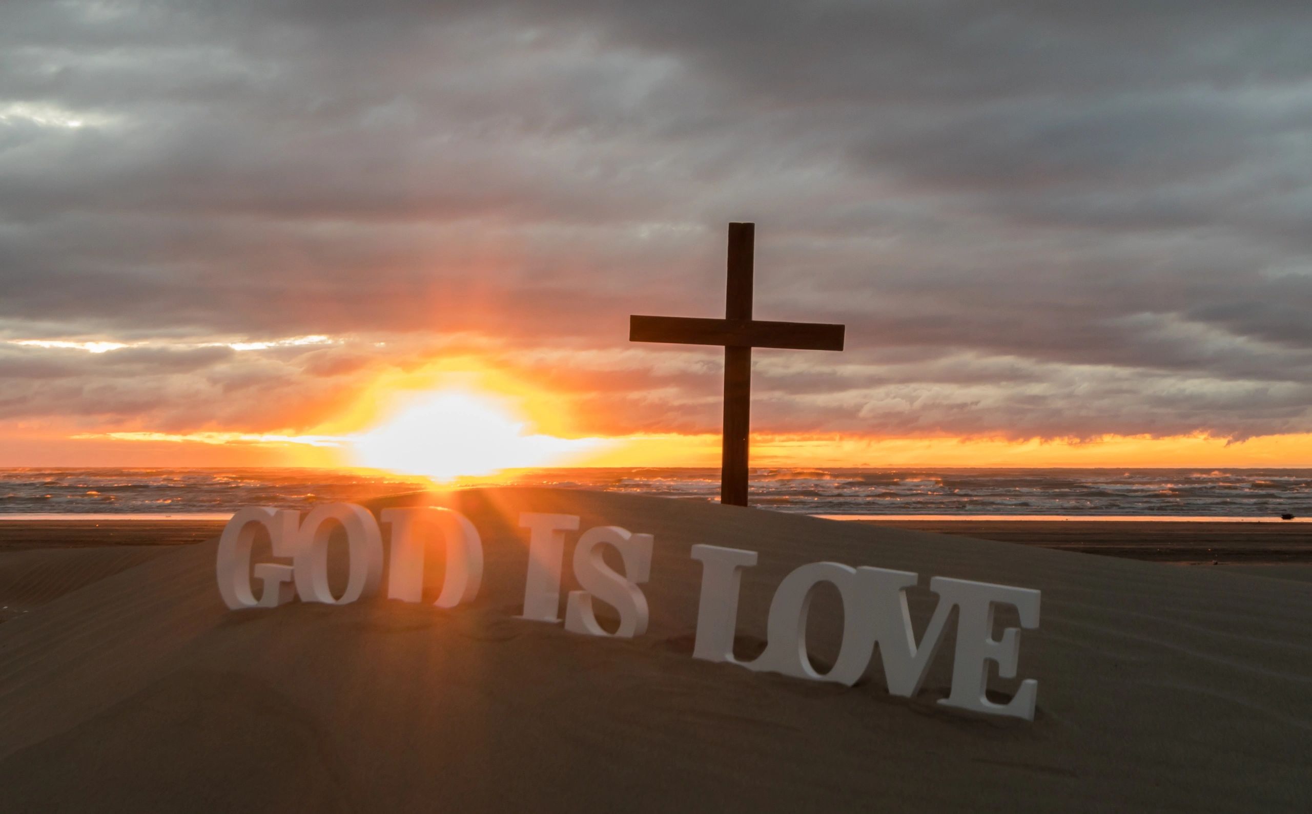 3D words God is love
